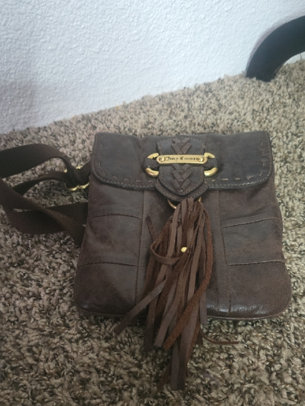 Juicy Couture Vintage Dark Brown Leather W/ Gold Hardware Crossbody Bag (EUC)✨️ - Picture 6 of 11